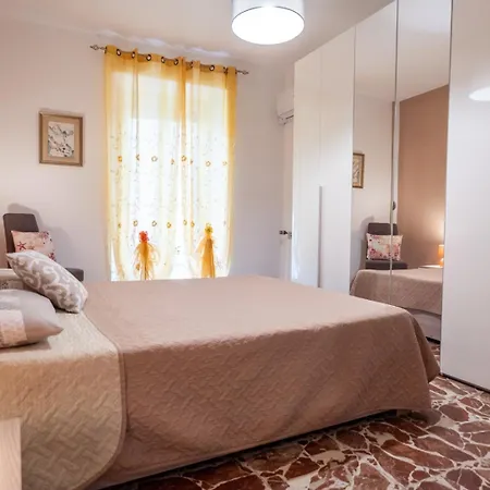 Apartment Casa Josy Francavilla di Sicilia