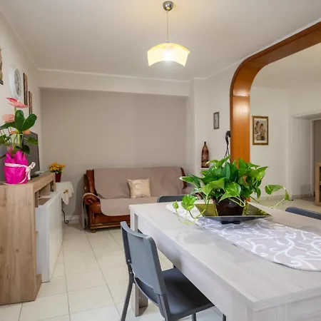 Apartment Casa Josy Francavilla di Sicilia